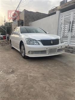 تۆیۆتا کراون